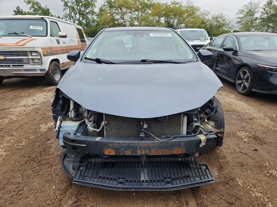 2017 TOYOTA COROLLA LE 5