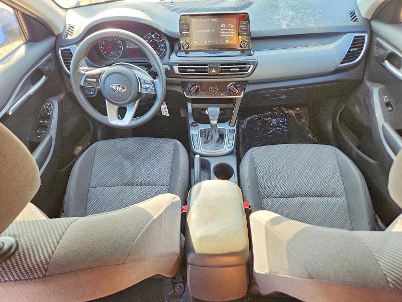 2021 KIA SELTOS LX 8