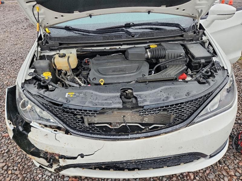 2020 CHRYSLER PACIFICA LIMITED 12