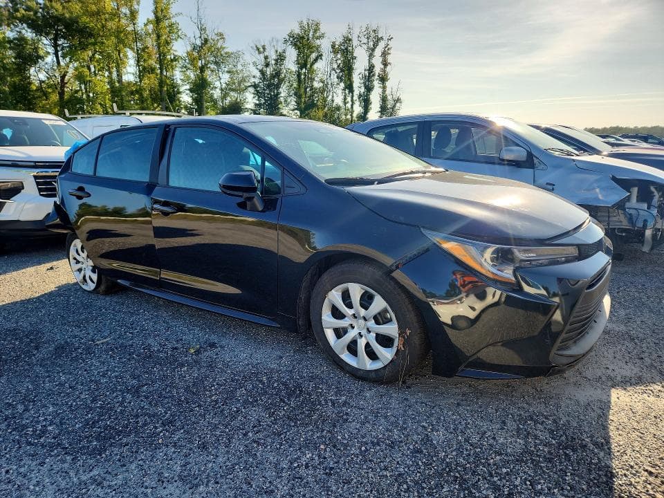 2024 TOYOTA COROLLA LE 4