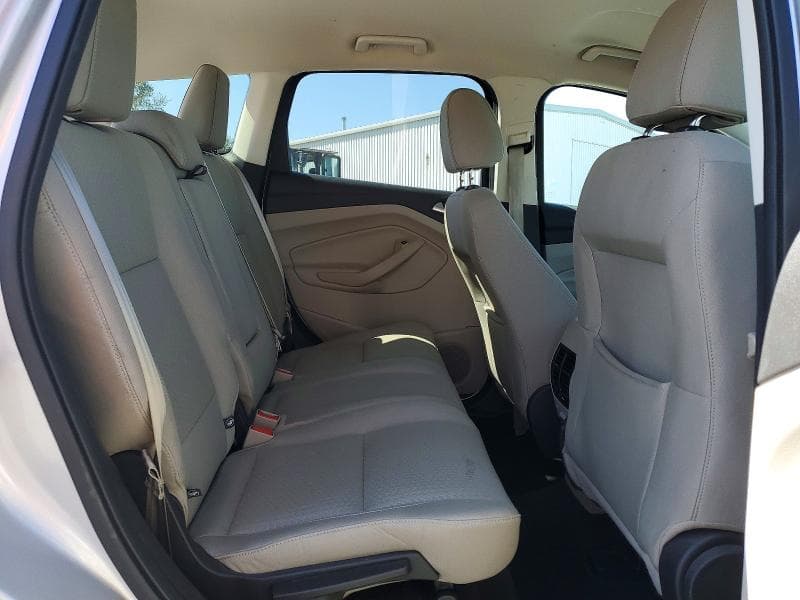 2017 FORD ESCAPE SE 11
