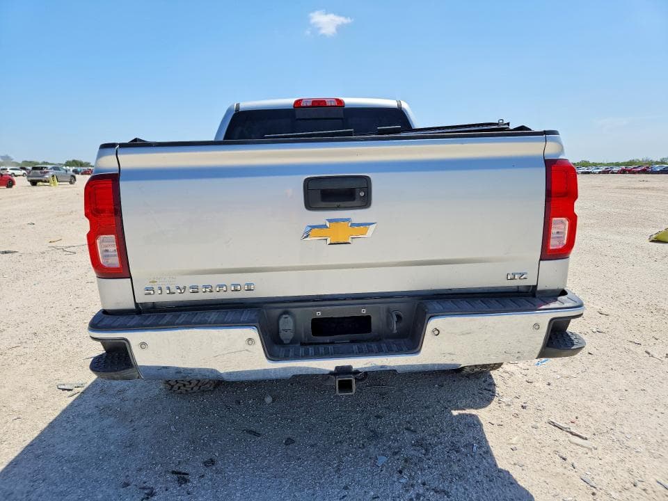 2017 CHEVROLET SILVERADO C1500 LTZ 6