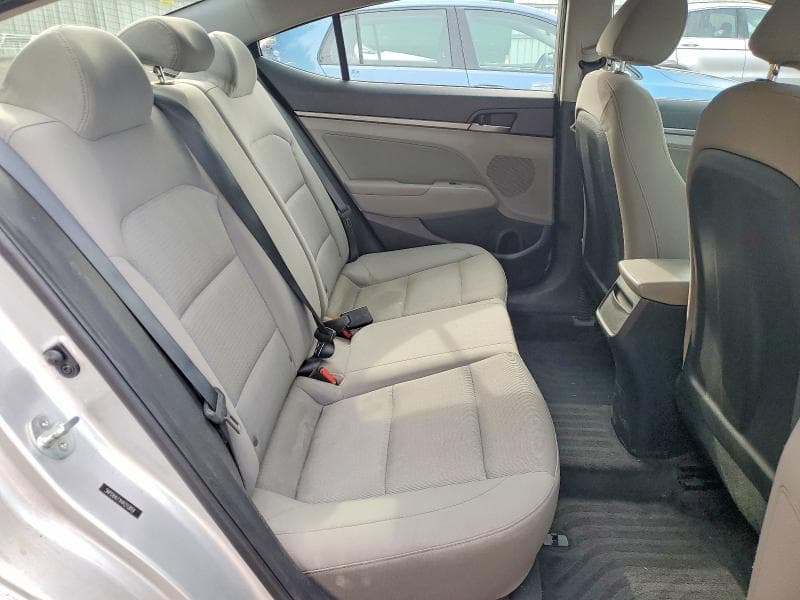 2017 HYUNDAI ELANTRA SE 10