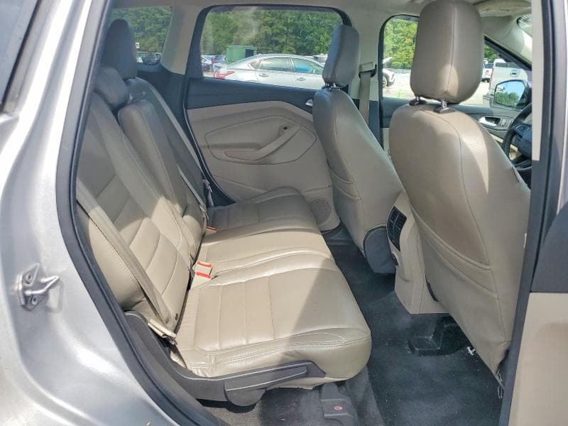 2018 FORD ESCAPE SE 11