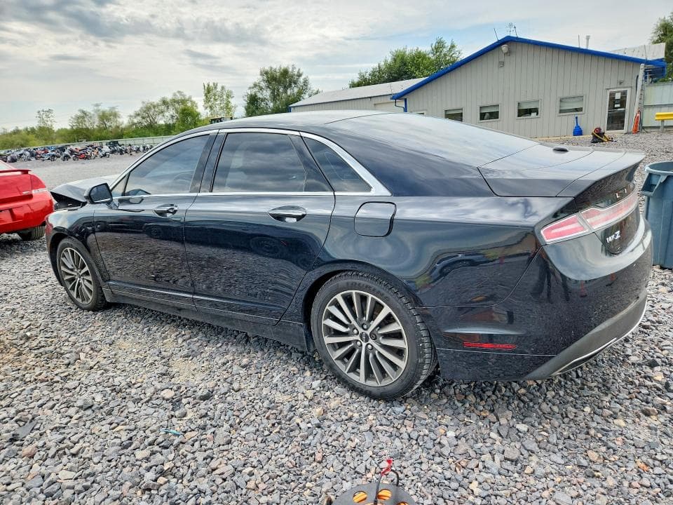 2017 LINCOLN MKZ 2