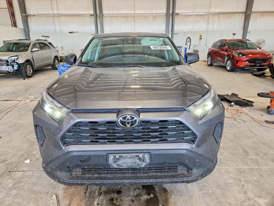 2023 TOYOTA RAV4 LE 5