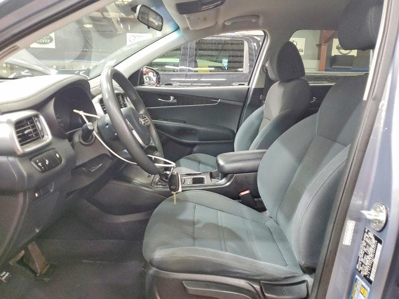 2020 KIA SORENTO LX 7