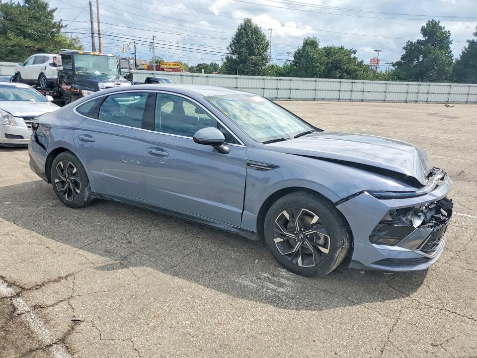 2025 HYUNDAI SONATA SEL 4