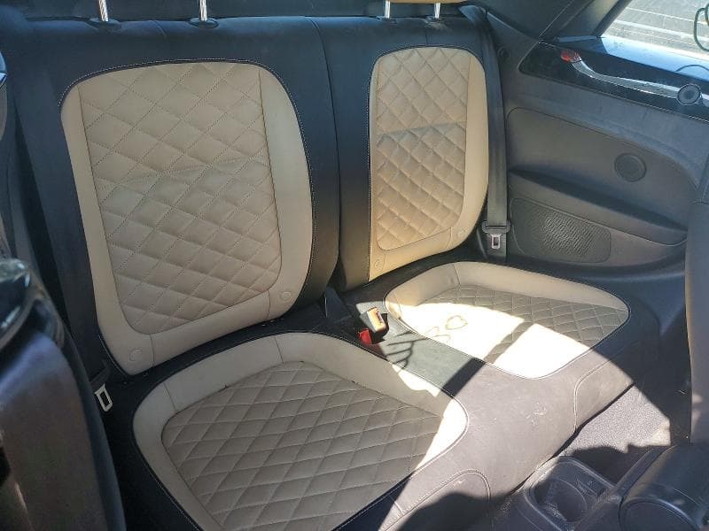 2019 VOLKSWAGEN BEETLE S 10