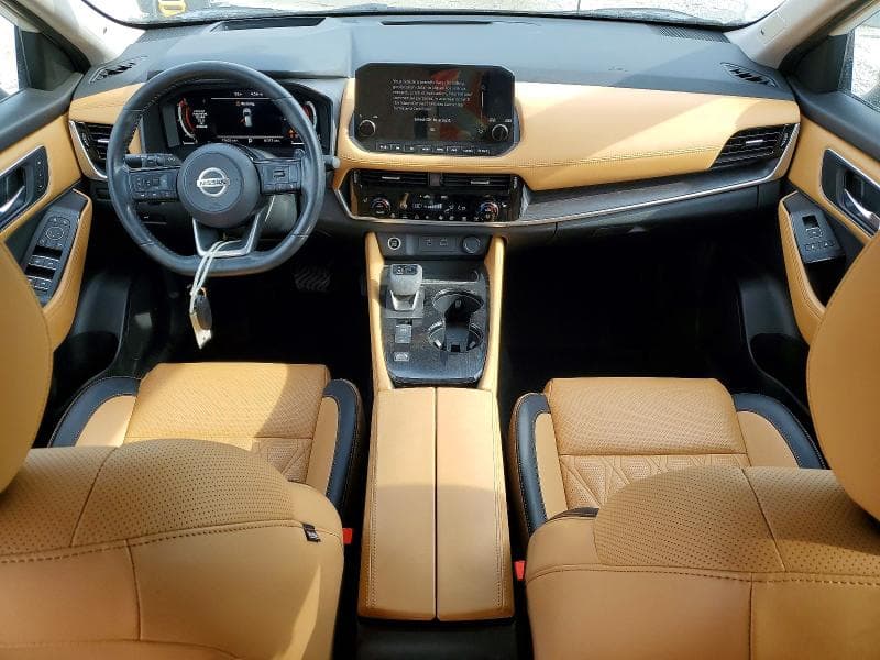 2021 NISSAN ROGUE PLATINUM 8