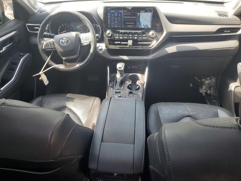 2021 TOYOTA HIGHLANDER LIMITED 8
