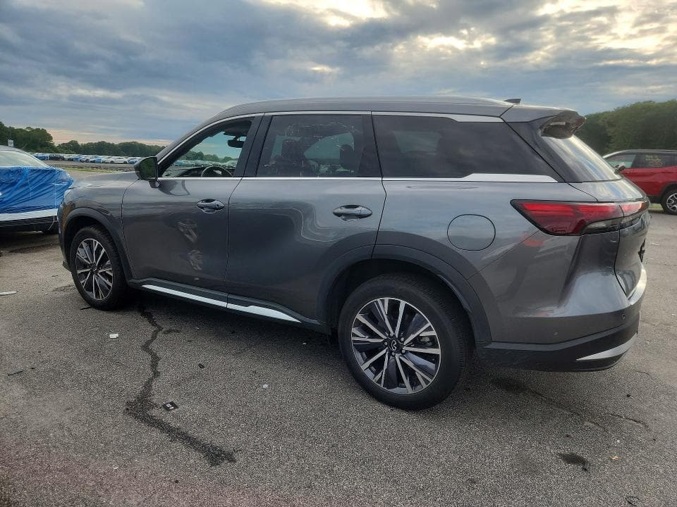 2026 INFINITI QX60 LUXE 2