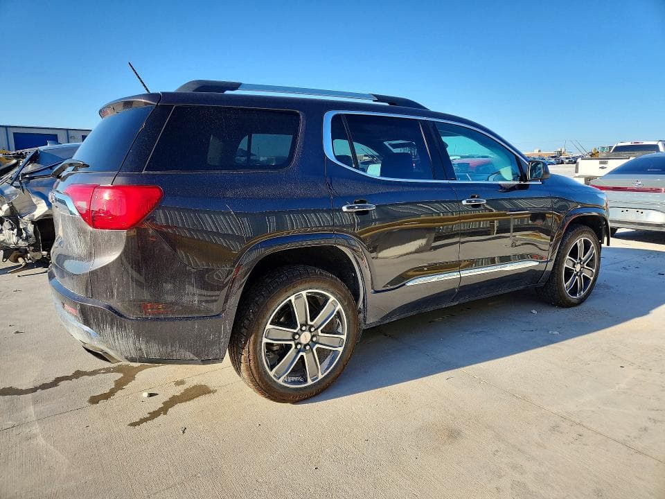 2018 GMC ACADIA DENALI 3