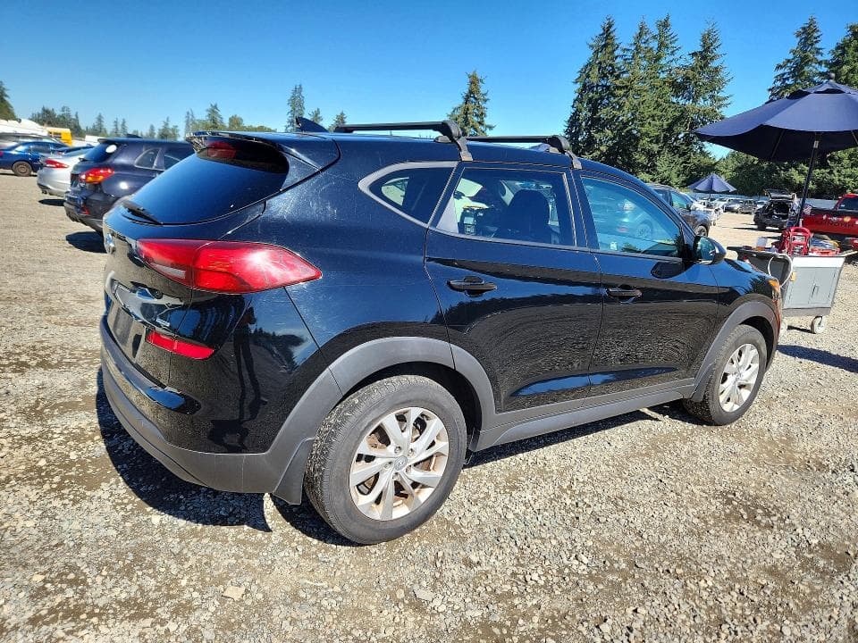 2020 HYUNDAI TUCSON SE 3
