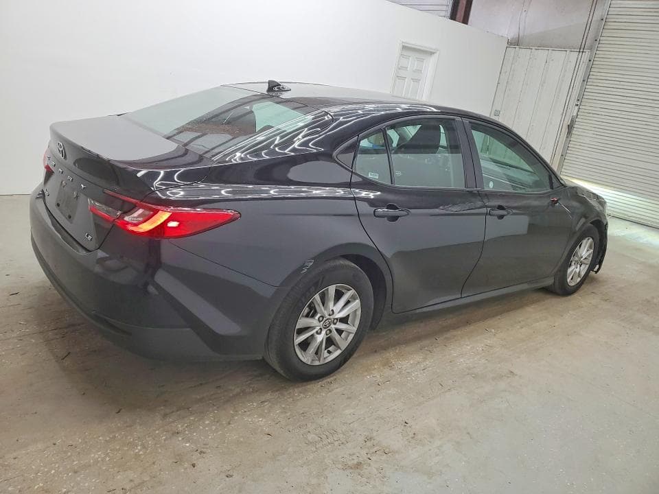 2025 TOYOTA CAMRY LE 3