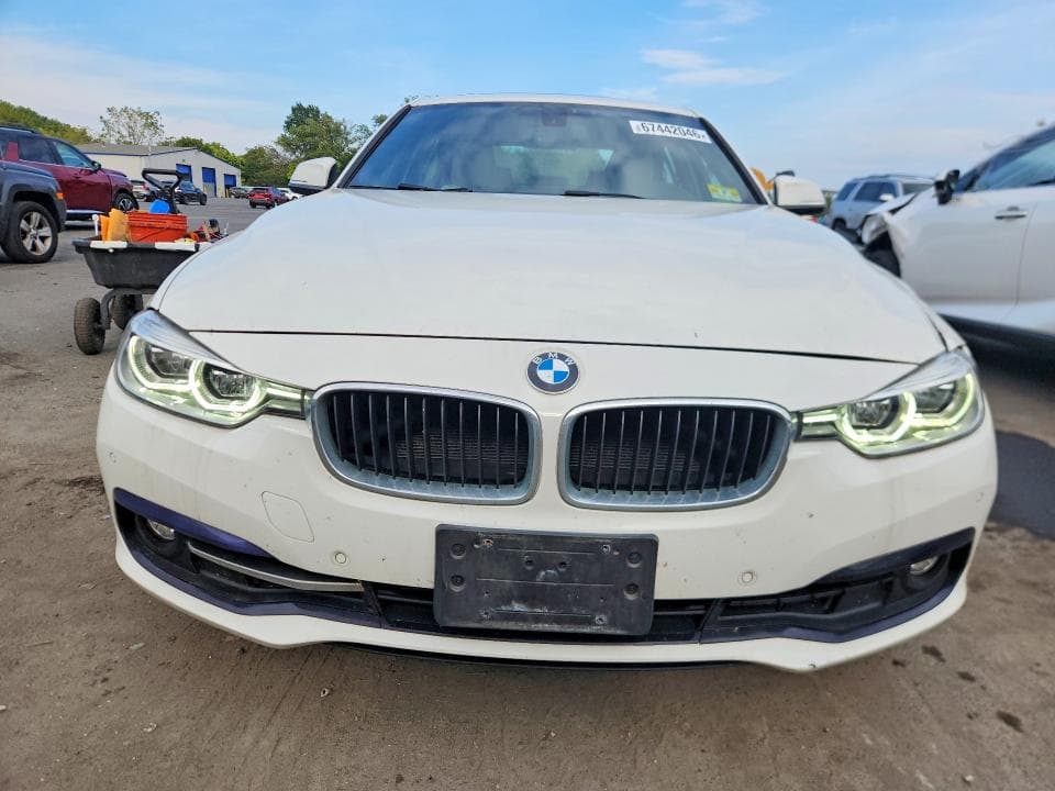 2017 BMW 330 XI 5