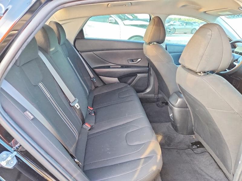 2024 HYUNDAI ELANTRA SEL 10