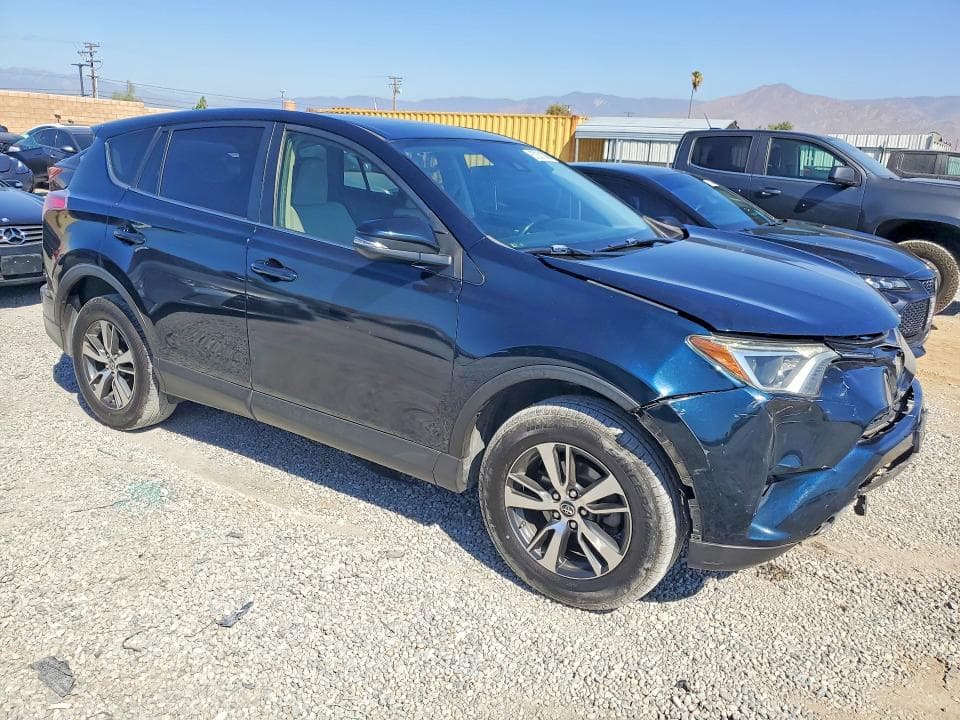 2018 TOYOTA RAV4 XLE 4