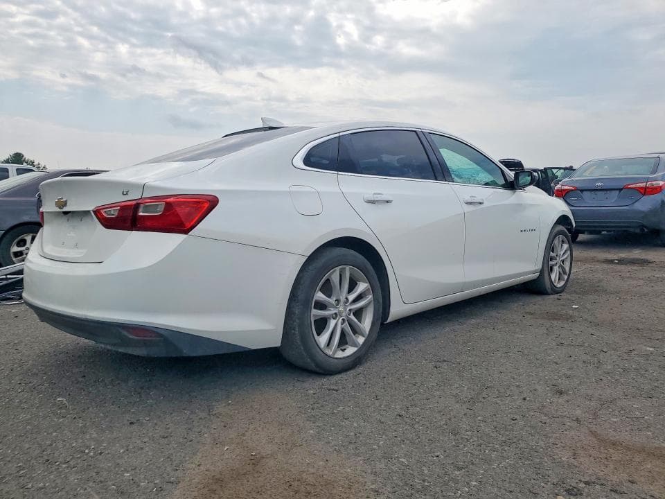 2018 CHEVROLET MALIBU LT (1LT) 3