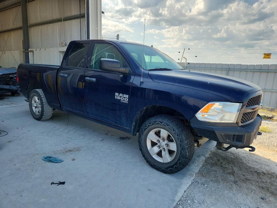 2019 RAM 1500 CLASSIC TRADESMAN 4