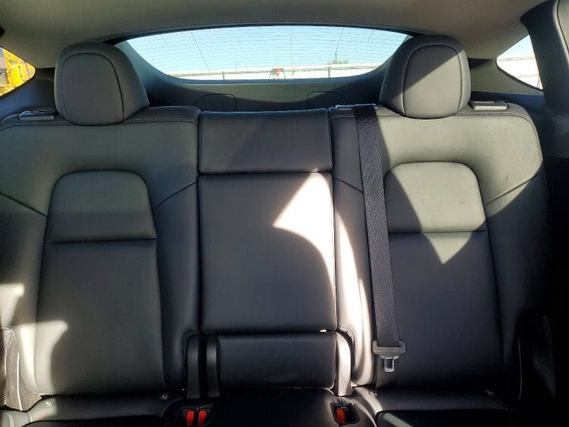 2022 TESLA MODEL Y 10