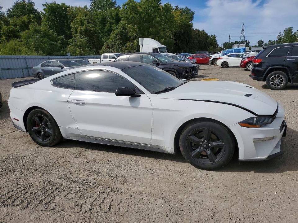2018 FORD MUSTANG 4