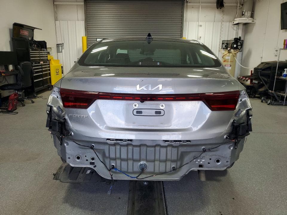 2023 KIA FORTE LXS 6