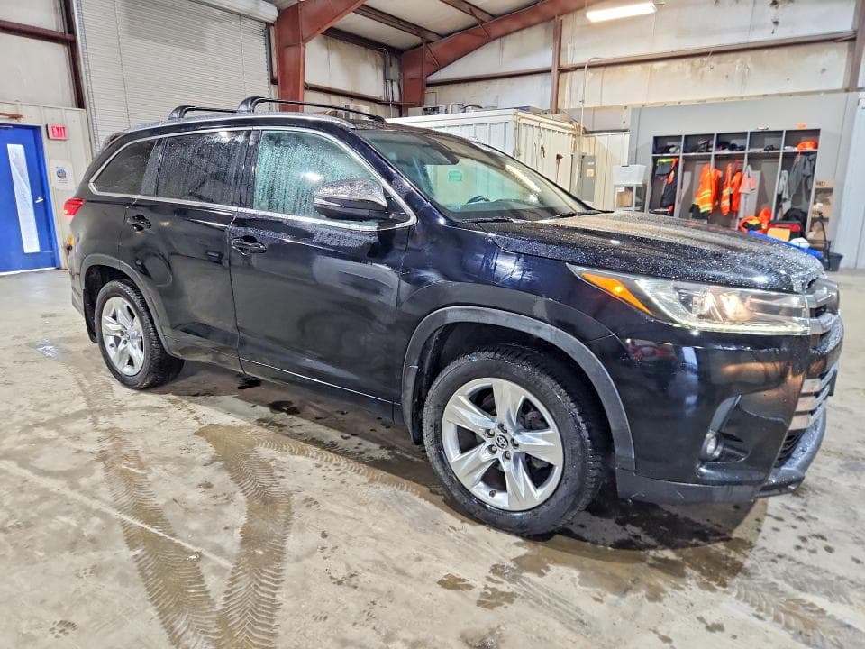 2019 TOYOTA HIGHLANDER LIMITED 4