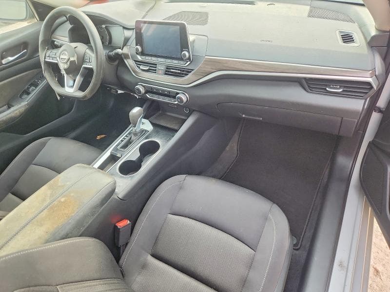 2024 NISSAN ALTIMA SV 8