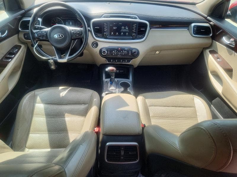 2017 KIA SORENTO LX 8