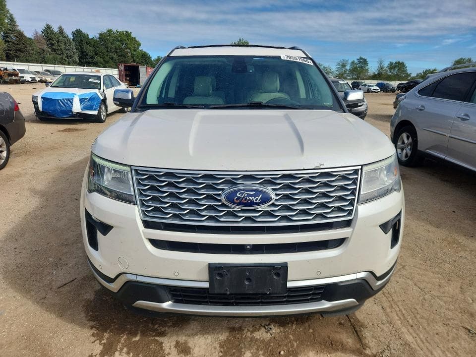 2018 FORD EXPLORER PLATINUM 5