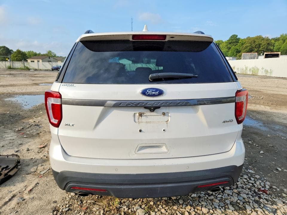 2017 FORD EXPLORER XLT 6