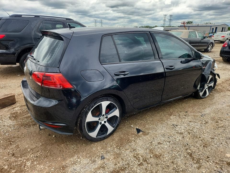2017 VOLKSWAGEN GTI S 3