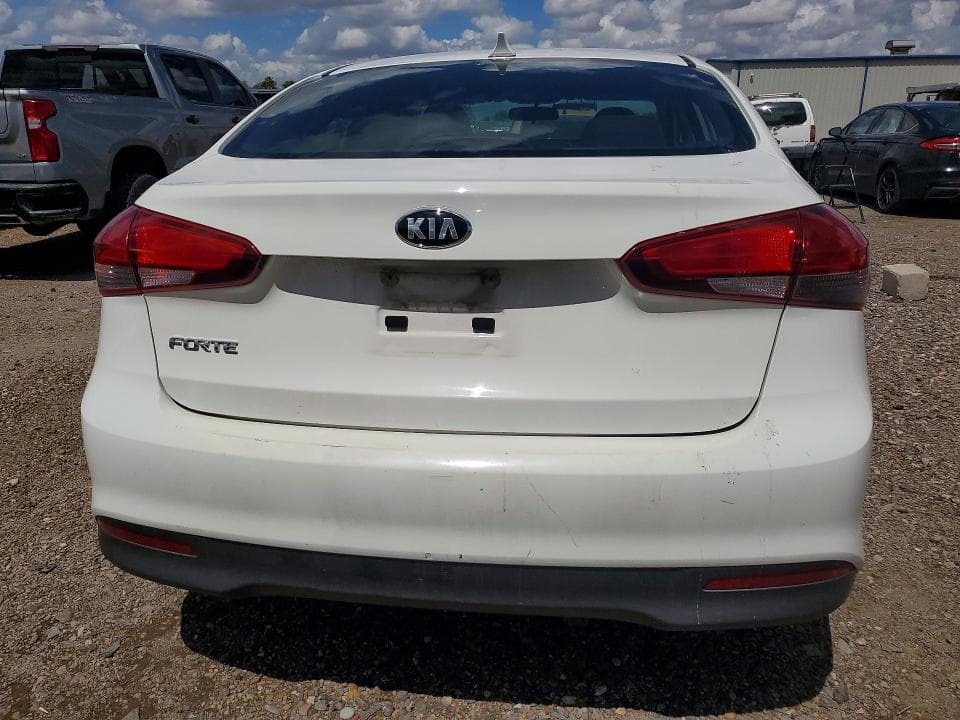 2018 KIA FORTE LX 6