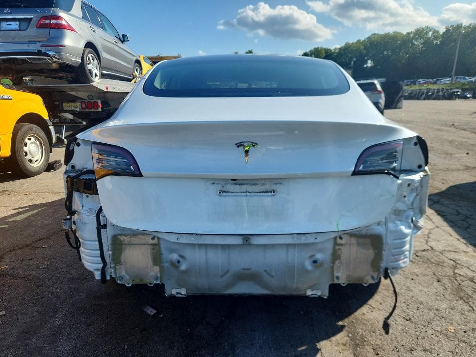 2023 TESLA MODEL 3 6