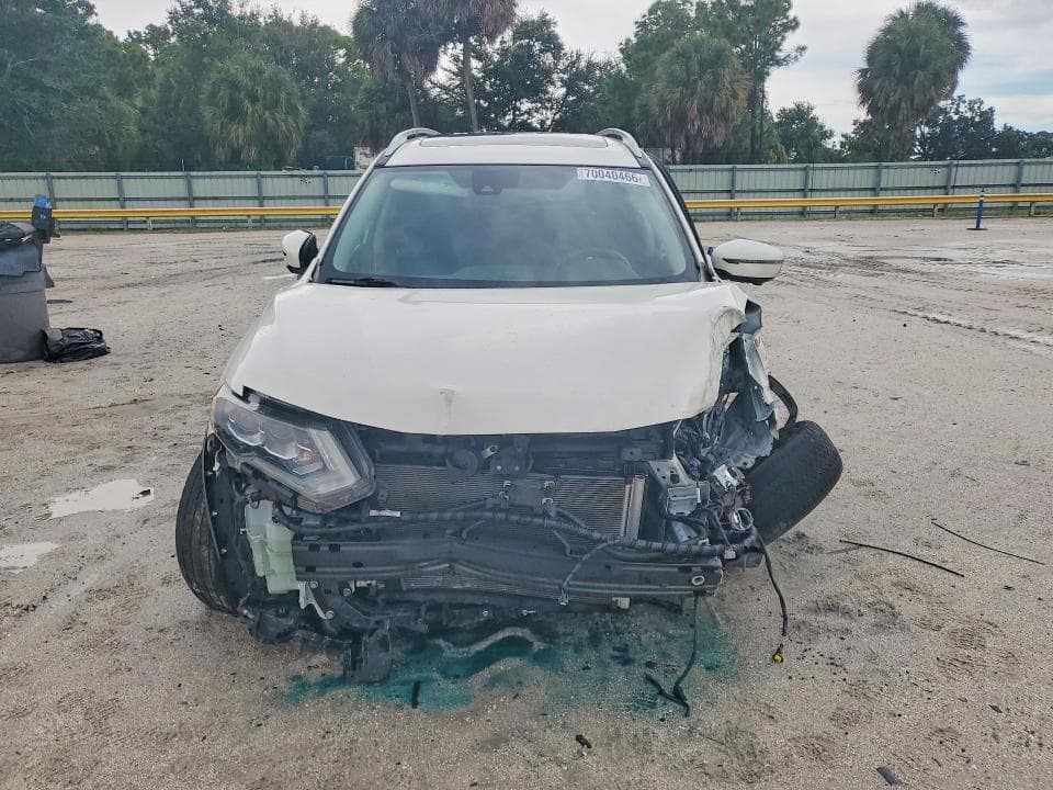 2018 NISSAN ROGUE SL 5