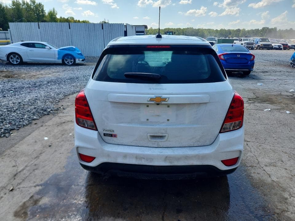 2018 CHEVROLET TRAX LS 6