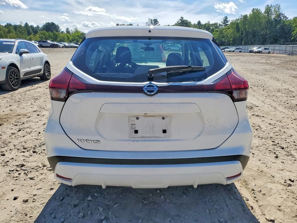 2021 NISSAN KICKS S 6