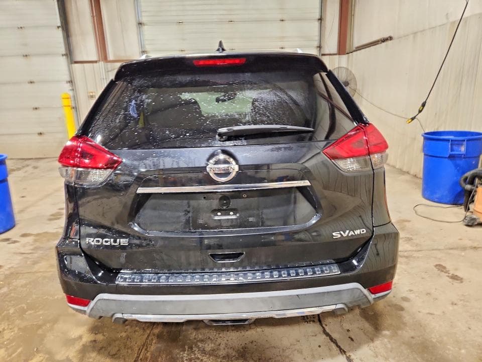 2017 NISSAN ROGUE SV 6