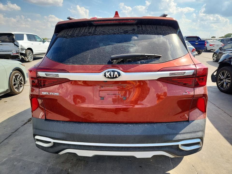 2021 KIA SELTOS S 6