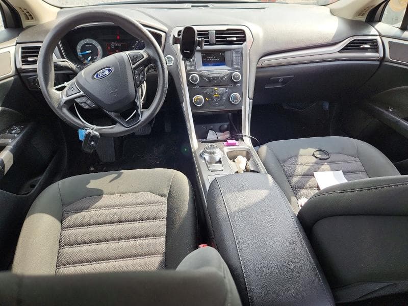 2017 FORD FUSION SE 8