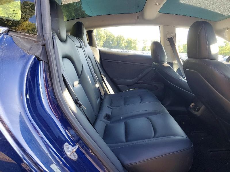 2018 TESLA MODEL 3 10
