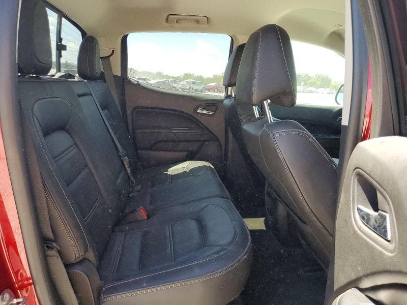 2018 GMC CANYON DENALI 10