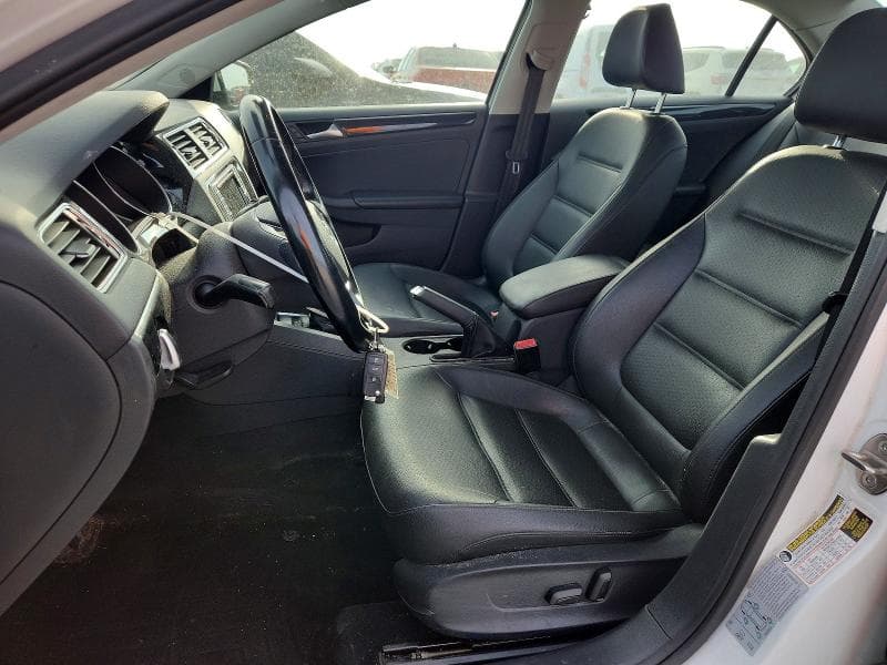 2017 VOLKSWAGEN JETTA SEL 7