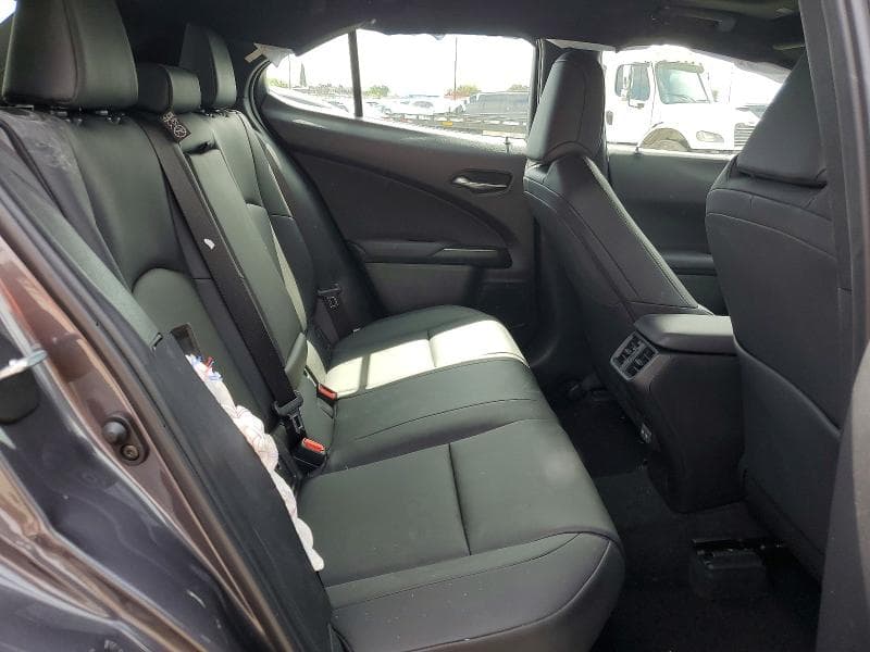 2026 LEXUS UX 300H PREMIUM 10