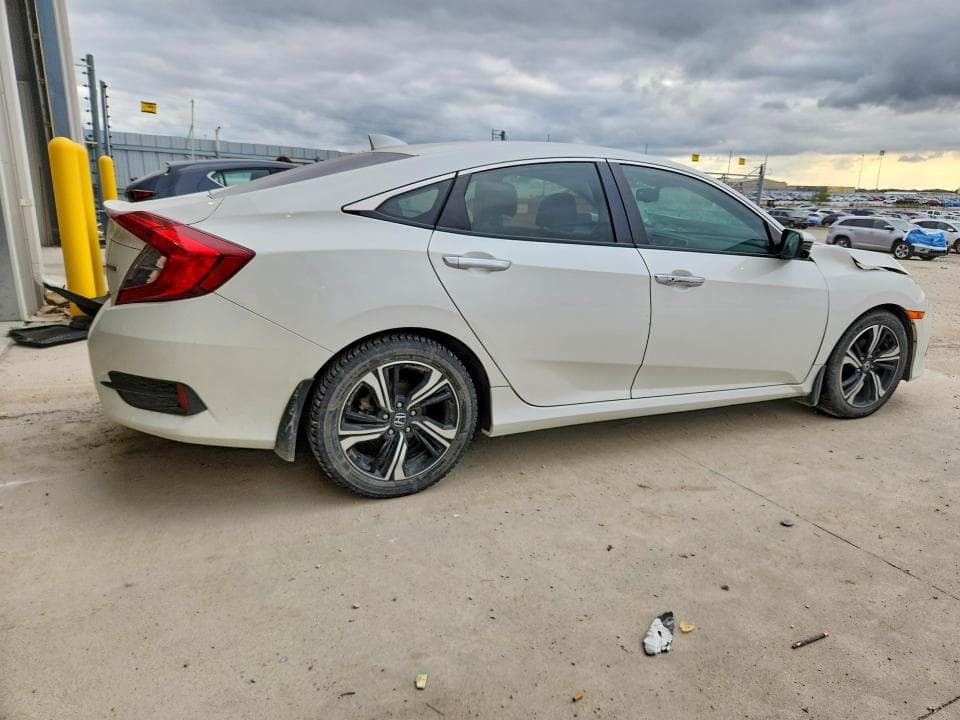 2017 HONDA CIVIC TOURING 3