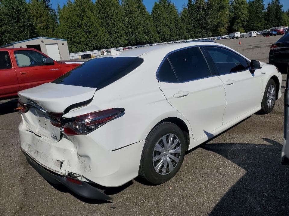 2021 TOYOTA CAMRY LE 3