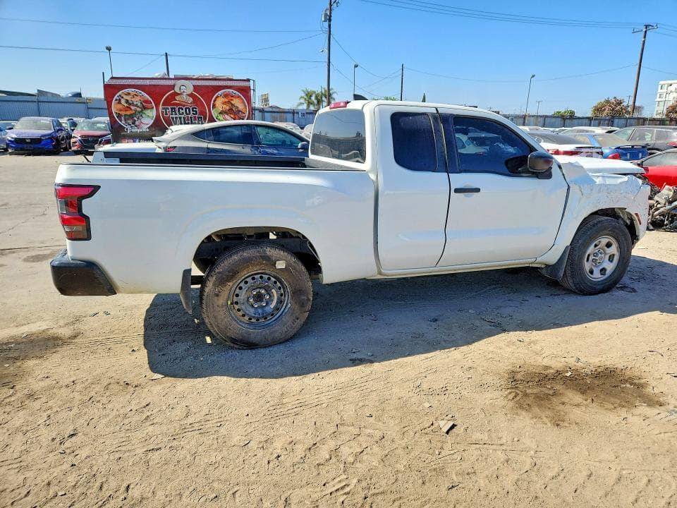 2022 NISSAN FRONTIER 3