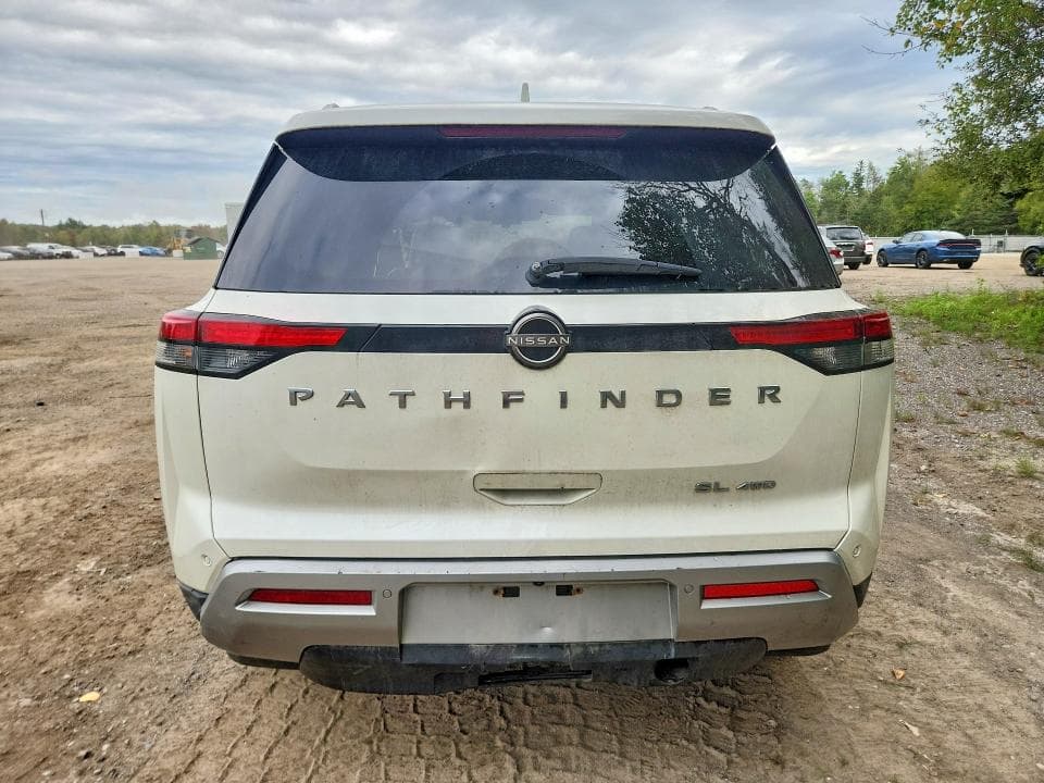 2023 NISSAN PATHFINDER SL 6