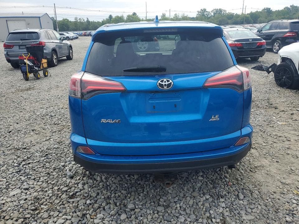 2018 TOYOTA RAV4 LE 6